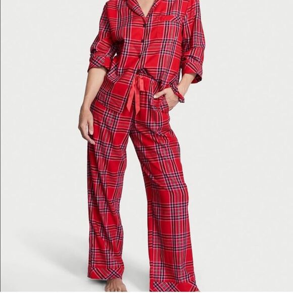 Victoria’s Secret Size M Flannel Long Pajama Set Red Plaid Giftset Cozy‎ New
